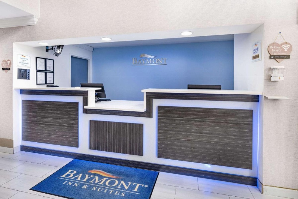 Baymont by Wyndham Gurnee Image 45